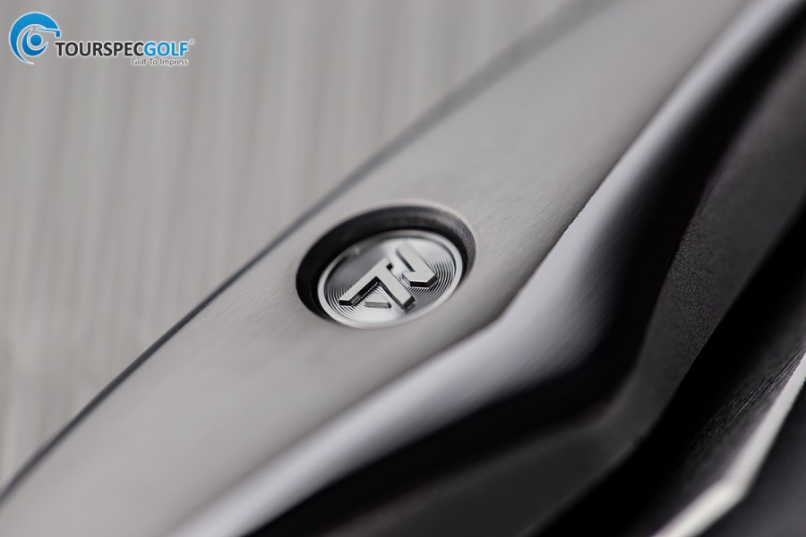 XF5A2027-900x600.jpg